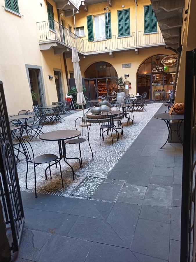 "A Casa Di Giacomo" Luxury Rooms Con Aria Condizionata Bergamo Exteriör bild