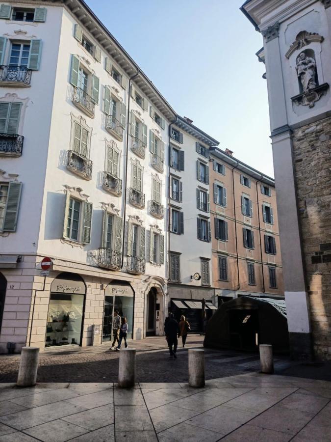 "A Casa Di Giacomo" Luxury Rooms Con Aria Condizionata Bergamo Exteriör bild